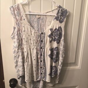 O'Neill Cream Sleeveless Floral Button-Front Tunic with Blue Print